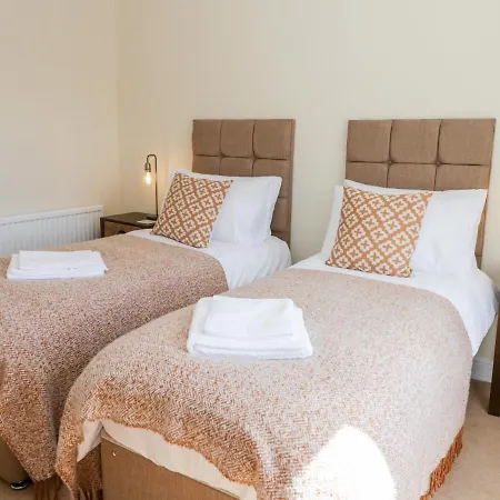 Laurel House * Whitby