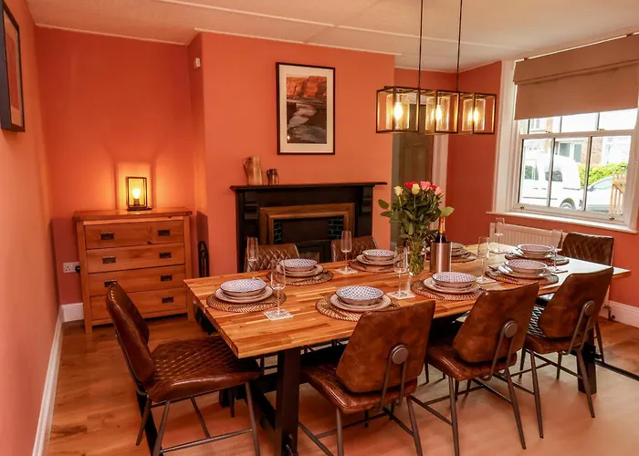 Laurel House Semesterbostad *